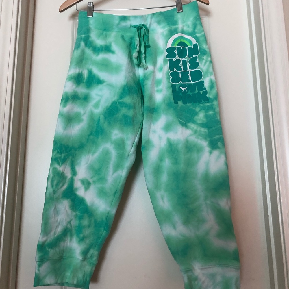 Victoria’s Secret PINK crop sweats